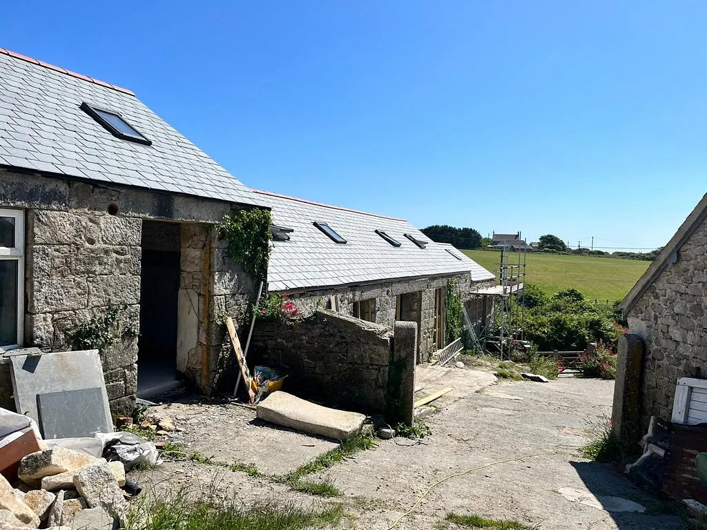 roofers in redruth